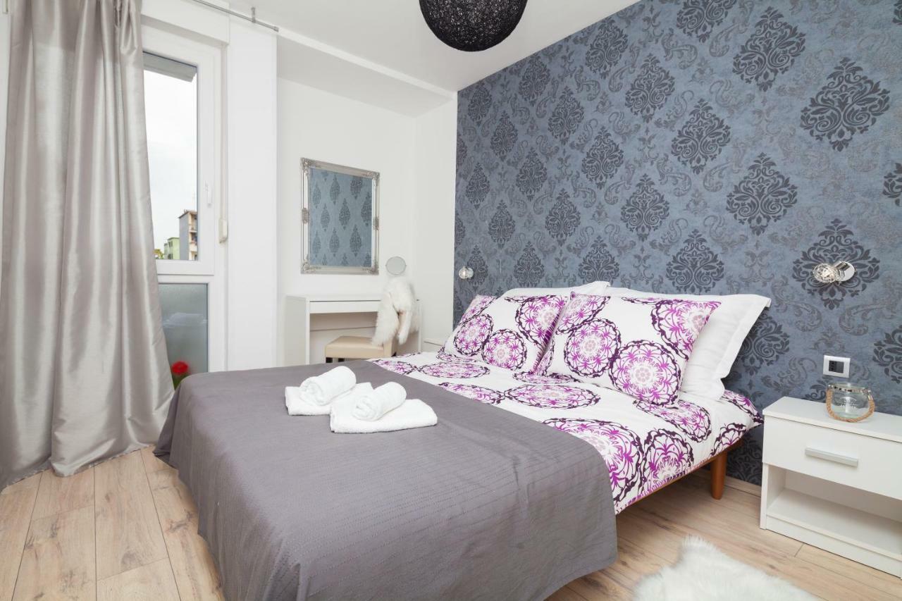 Apartman Ester Pula Exteriör bild